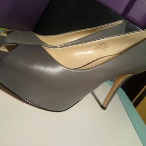 Nine West Grey Semi Platform Pump Sz 10